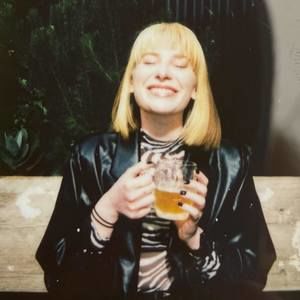 Meet your Posher, Dana